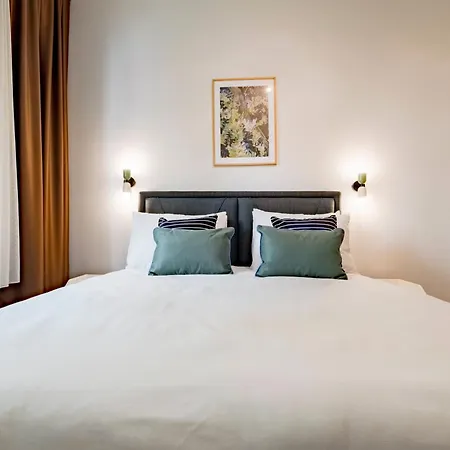 3 Bedrooms And Location Istanbul