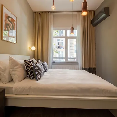 3 Bedrooms And Location *