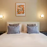 Apartamento 3 Bedrooms And Location Estambul