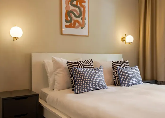 3 Bedrooms And Location